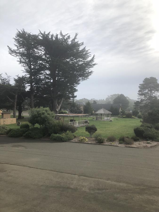 Pine Beach Inn Fort Bragg Exterior photo